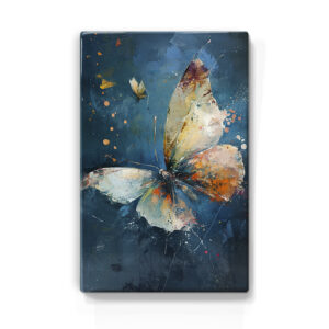 149. Gekleurde vlinder rechts op houten paneel(tje)